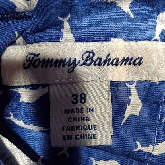 Tommy Bahama Shorts Mens 38 Blue Cargo Regular Fit Flat Front Embroidered Logo - Picture 3 of 10